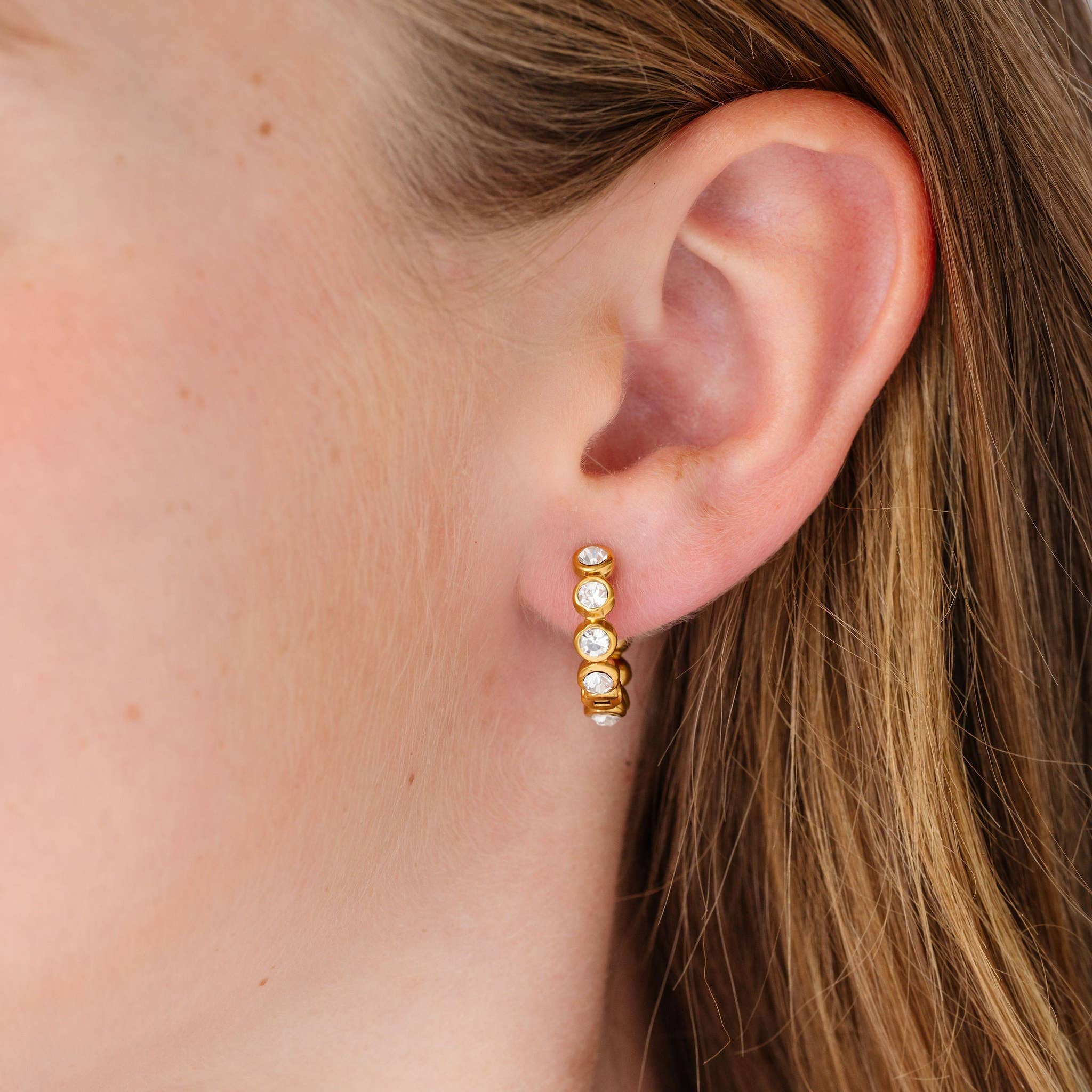 Earrings | Bold Diamond Hoop - The Yellow Canary