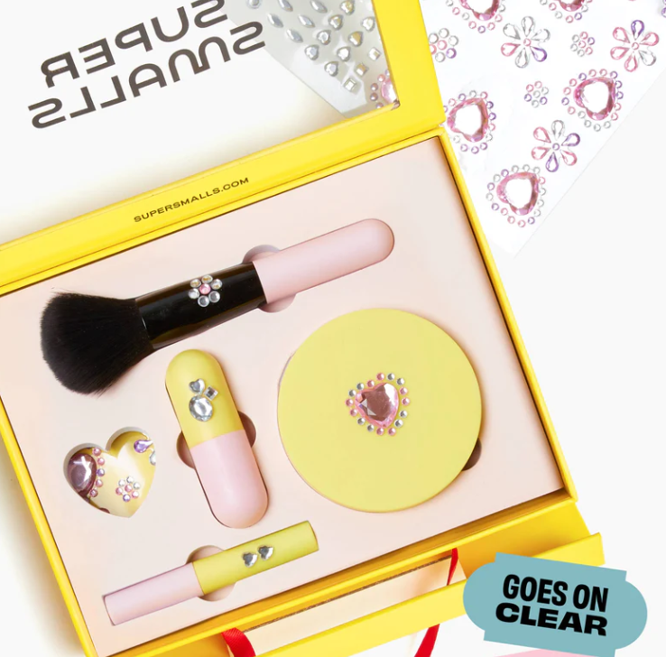 Mom's Makeup Play Kit - The Yellow Canary