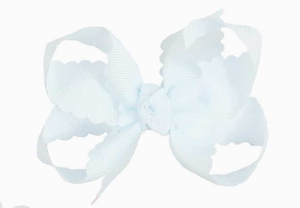 3.5" SCALLOPED BOW | POWDER BLUE