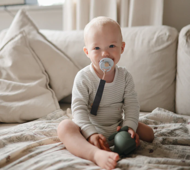 Frigg Pacifier Silicone 4-pack | 0-6mo